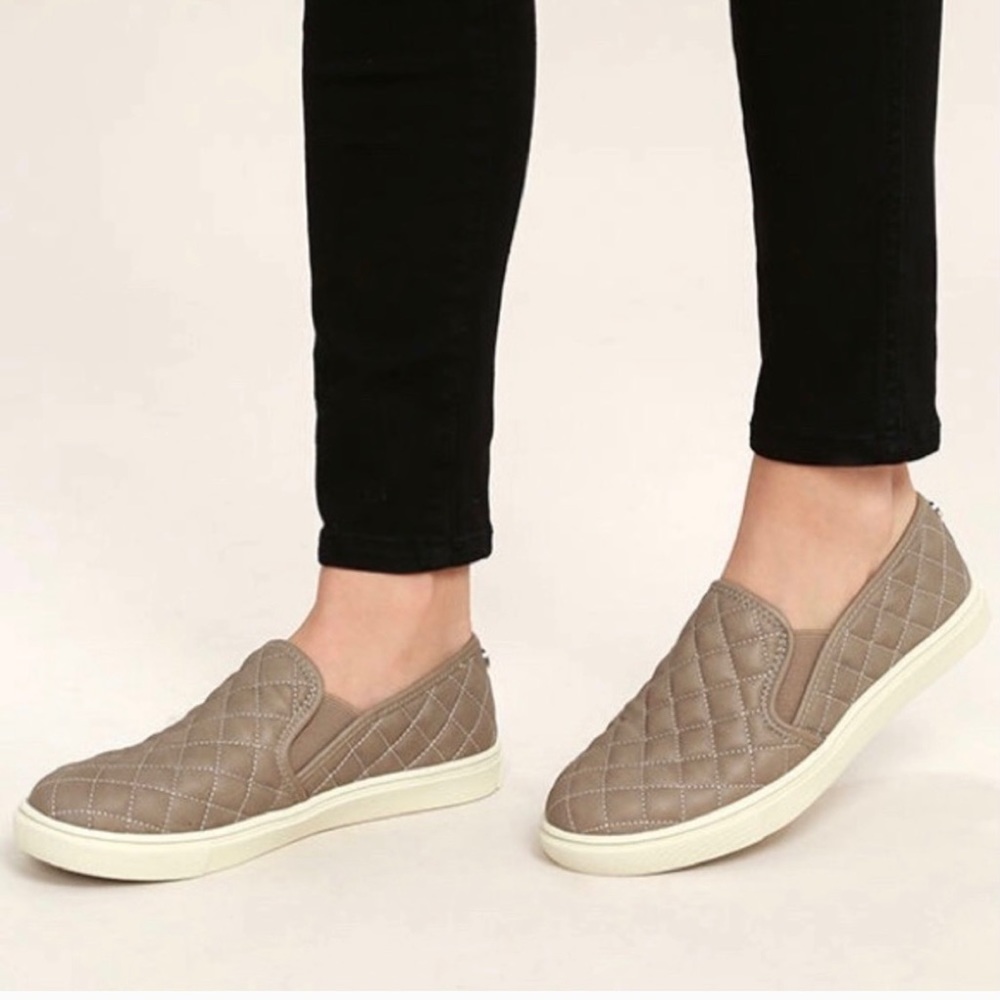 Steve Madden ECENTRCQ Quilted Sneakers